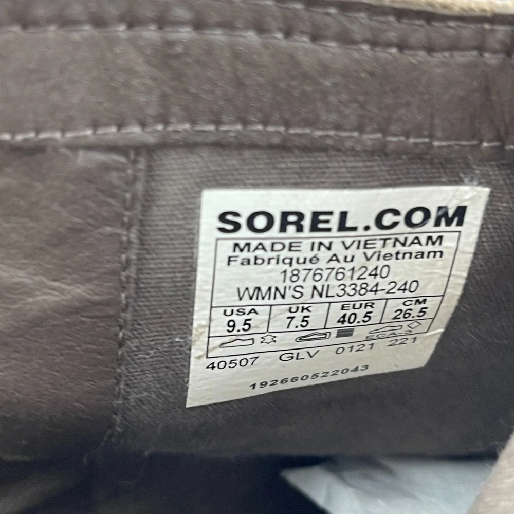 Sorel Women's Cate Ankle Booties 9.5 Taupe Suede Block Heel Cut-Out Boots Boho